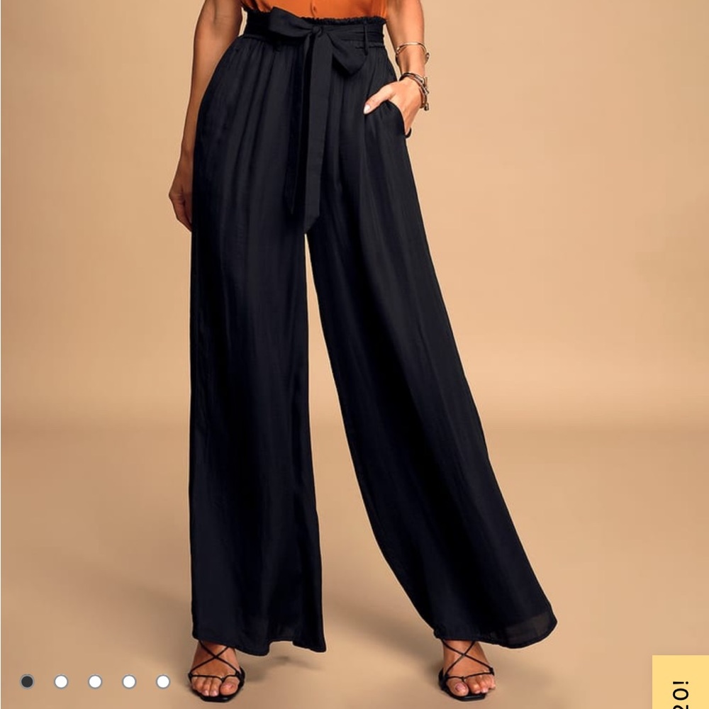 Lulu’s wide leg sash belt pants